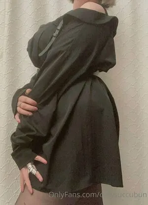 Bimbothreads OnlyFans Leaked Free Thumbnail Picture - #2EyiQuiadq