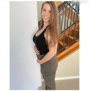 Bindi Sue Irwin OnlyFans Leaked Free Thumbnail Picture - #D8eBCAqqX7