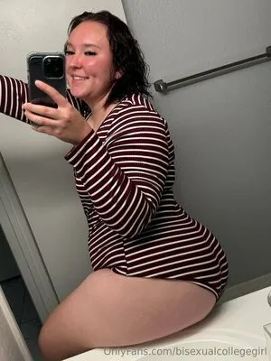 Bisexualcollegegirl OnlyFans Leaked Free Thumbnail Picture - #kftk25OHYB
