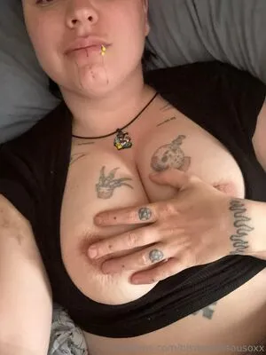 Bisousxbisousoxx OnlyFans Leaked Free Thumbnail Picture - #vRPvtChiaO