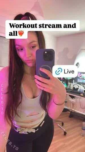 Bisscutereacts OnlyFans Leaked Free Thumbnail Picture - #2e1To2Ab7s