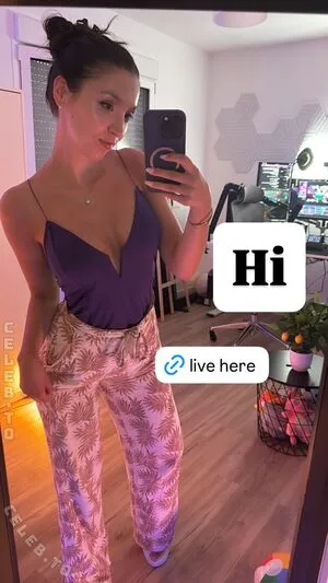 Bisscutereacts OnlyFans Leaked Free Thumbnail Picture - #UX05OtTonu
