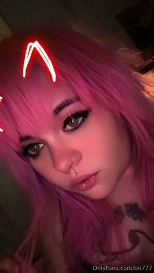 Bit777 OnlyFans Leaked Free Thumbnail Picture - #4RJ3LTURv2