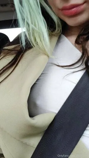 Bitchcoinn OnlyFans Leaked Free Thumbnail Picture - #iLmJi8O64Q