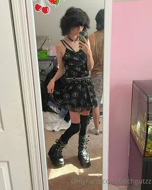 Bitchgutzz OnlyFans Leaked Free Thumbnail Picture - #1gukdVExhk