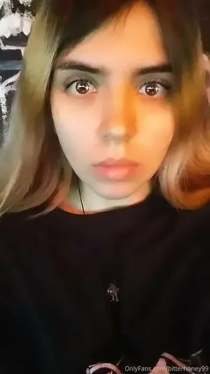 Bitterhoney99 OnlyFans Leaked Free Thumbnail Picture - #kshMqh6NFx