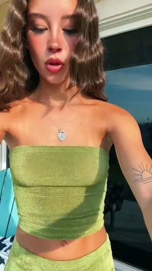 Bitty OnlyFans Leaked Free Thumbnail Picture - #ZctfdLM6Ly