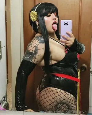 Bizarrahoneyhub OnlyFans Leaked Free Thumbnail Picture - #MR9ywsZYjN