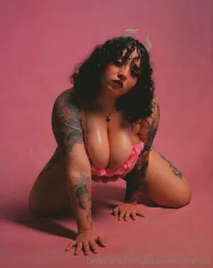 Bizarrahoneyhub OnlyFans Leaked Free Thumbnail Picture - #SXatKkStiH