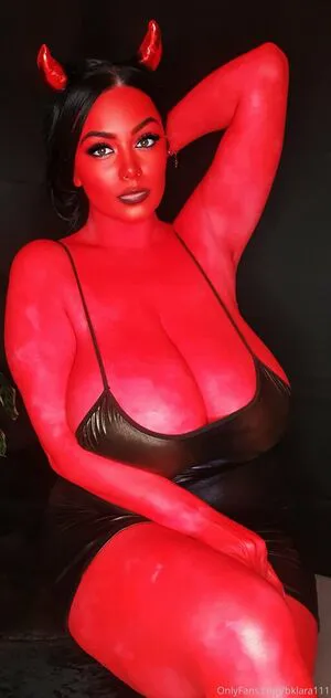 Bklara111 OnlyFans Leaked Free Thumbnail Picture - #hirhSwoUmf