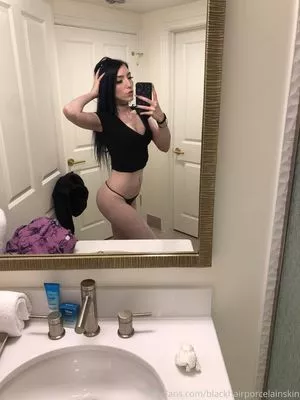 blackhairporcelainskin OnlyFans Leaked Free Thumbnail Picture - #hGp1rWW0Sv