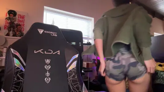 BlackKrystel OnlyFans Leaked Free Thumbnail Picture - #97HdCAAJLW