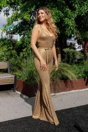Blake Lively OnlyFans Leaked Free Thumbnail Picture - #9L0cOJjnVN