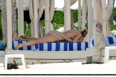 Blake Lively OnlyFans Leaked Free Thumbnail Picture - #FlPwFH3sk6