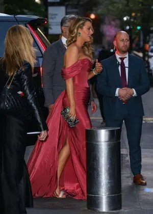 Blake Lively OnlyFans Leaked Free Thumbnail Picture - #uvYu4amUWR