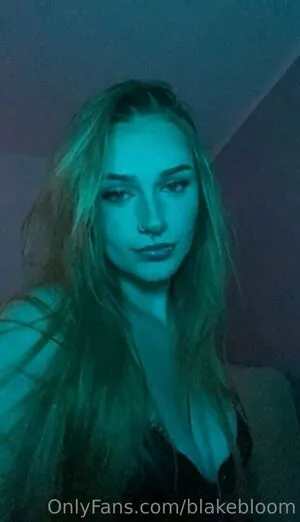 Blakebloom OnlyFans Leaked Free Thumbnail Picture - #0RyeWV0aS8