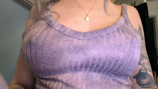 Blamevalerie OnlyFans Leaked Free Thumbnail Picture - #2jFFMjvRrO