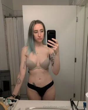 Blamevalerie OnlyFans Leaked Free Thumbnail Picture - #cxsoay1i3v