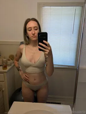 Blamevalerie OnlyFans Leaked Free Thumbnail Picture - #z2w1JEjfg9