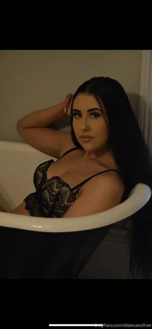 Blancaxofree OnlyFans Leaked Free Thumbnail Picture - #Aya5fn4aQI