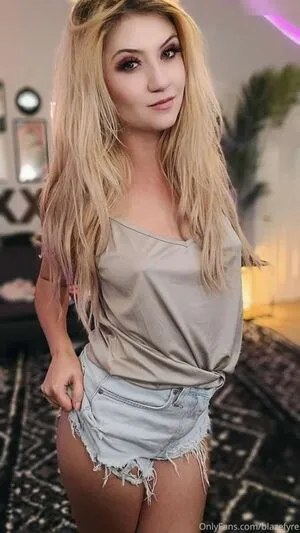 Blazefyre OnlyFans Leaked Free Thumbnail Picture - #is8o0JeFam