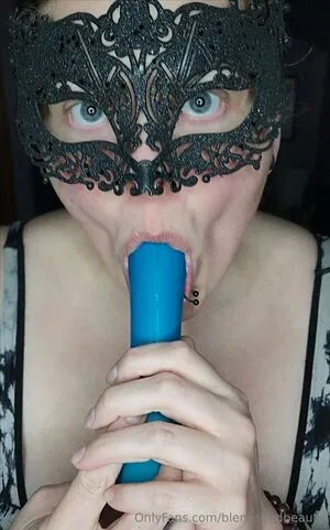 Blemishedbeauty OnlyFans Leaked Free Thumbnail Picture - #UslWaICque