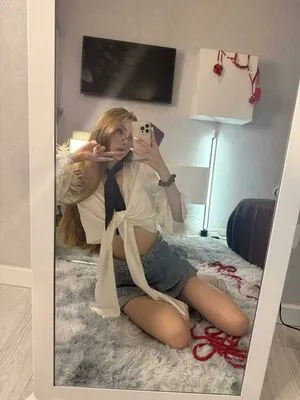 Blissence OnlyFans Leaked Free Thumbnail Picture - #4psggyXzlt