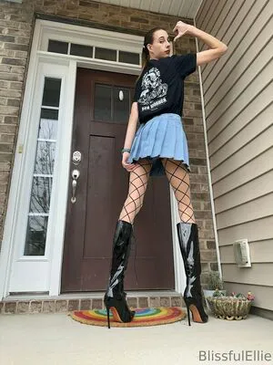 Blissfulellie OnlyFans Leaked Free Thumbnail Picture - #2P06VQn0bS