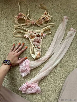 Blissfulellie OnlyFans Leaked Free Thumbnail Picture - #Gn794HgIj5