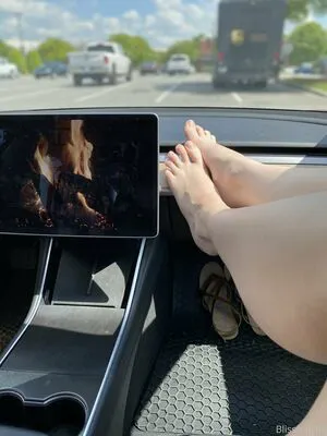 Blissfulellie OnlyFans Leaked Free Thumbnail Picture - #L5qY9xweXb