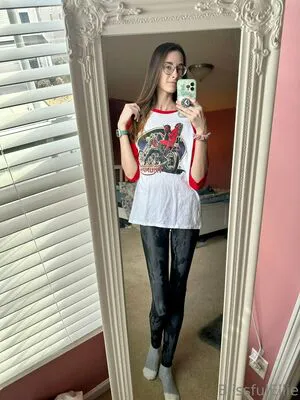 Blissfulellie OnlyFans Leaked Free Thumbnail Picture - #R9AKrgMAUT