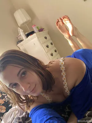 Blissfulellie OnlyFans Leaked Free Thumbnail Picture - #aZaDps1mer
