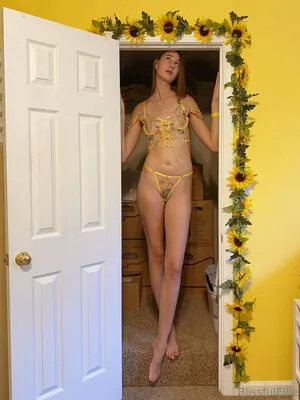 Blissfulellie OnlyFans Leaked Free Thumbnail Picture - #vobbG55NAR