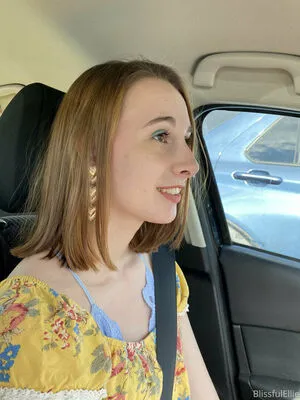 Blissfulellie OnlyFans Leaked Free Thumbnail Picture - #xRAZQkCuCn
