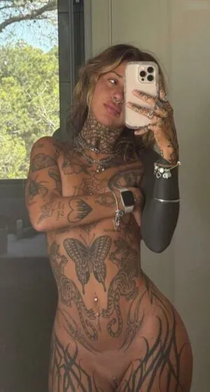 Blizzy Em OnlyFans Leaked Free Thumbnail Picture - #H8SG9m6fQg