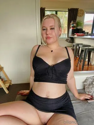 Bllondeangell OnlyFans Leaked Free Thumbnail Picture - #BH6fUdqZmo