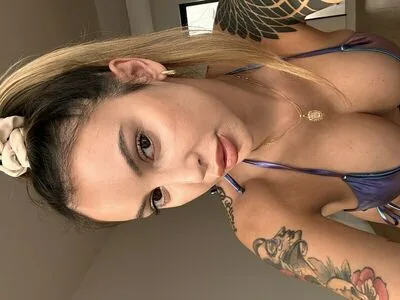 Blond Elle OnlyFans Leaked Free Thumbnail Picture - #IrYr315uDO