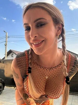 Blond Elle OnlyFans Leaked Free Thumbnail Picture - #kQbq2ExXbx