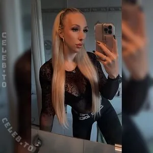 Blondchen OnlyFans Leaked Free Thumbnail Picture - #3KdaF8IsQv