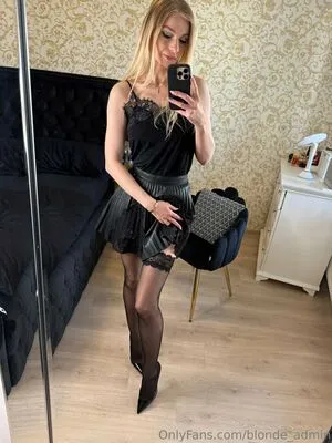 Blonde Admin OnlyFans Leaked Free Thumbnail Picture - #jhLwwFPgdV