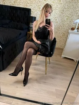 Blonde Admin OnlyFans Leaked Free Thumbnail Picture - #sY3e0XTtLy