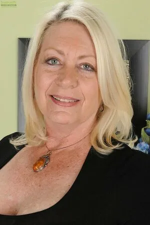 Blonde Angelique OnlyFans Leaked Free Thumbnail Picture - #ZrKNfZLCAO