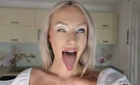 Blonde Anna OnlyFans Leaked Free Thumbnail Picture - #XT5dWsIvFh