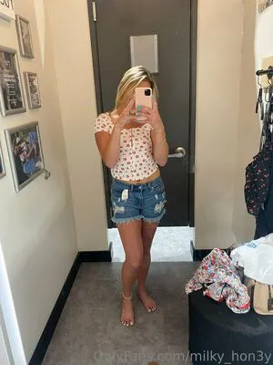 Blonde Bombshell922 OnlyFans Leaked Free Thumbnail Picture - #JC0B76hZQV