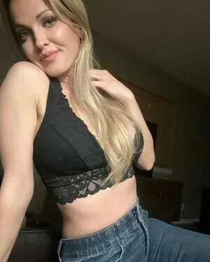 Blonde Goddess OnlyFans Leaked Free Thumbnail Picture - #2xFCLzGSpt