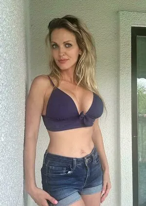 Blonde Goddess OnlyFans Leaked Free Thumbnail Picture - #oUtQAjWoof