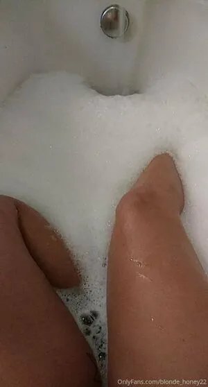 Blonde Honey22 OnlyFans Leaked Free Thumbnail Picture - #d8mVqCTZ1m