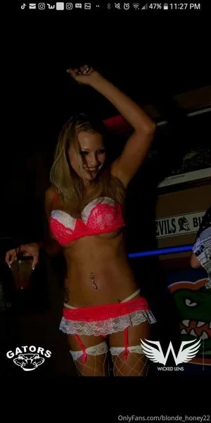 Blonde Honey22 OnlyFans Leaked Free Thumbnail Picture - #yld0VSopIW
