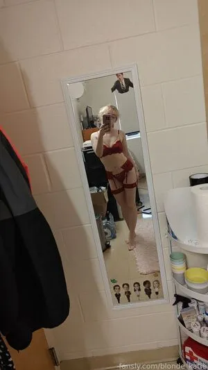 Blonde Katie OnlyFans Leaked Free Thumbnail Picture - #FrGrV68LdH