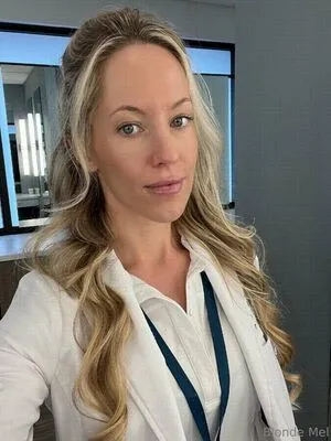 Blonde Mel OnlyFans Leaked Free Thumbnail Picture - #OLSNsVuvMo